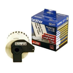 Etiqueta blanca continua de papel Brother DK2205 de 62 mm de ancho x 30.4 mts de largo. Impresión en negro. QL800 / QL810W / QL1110NWB.