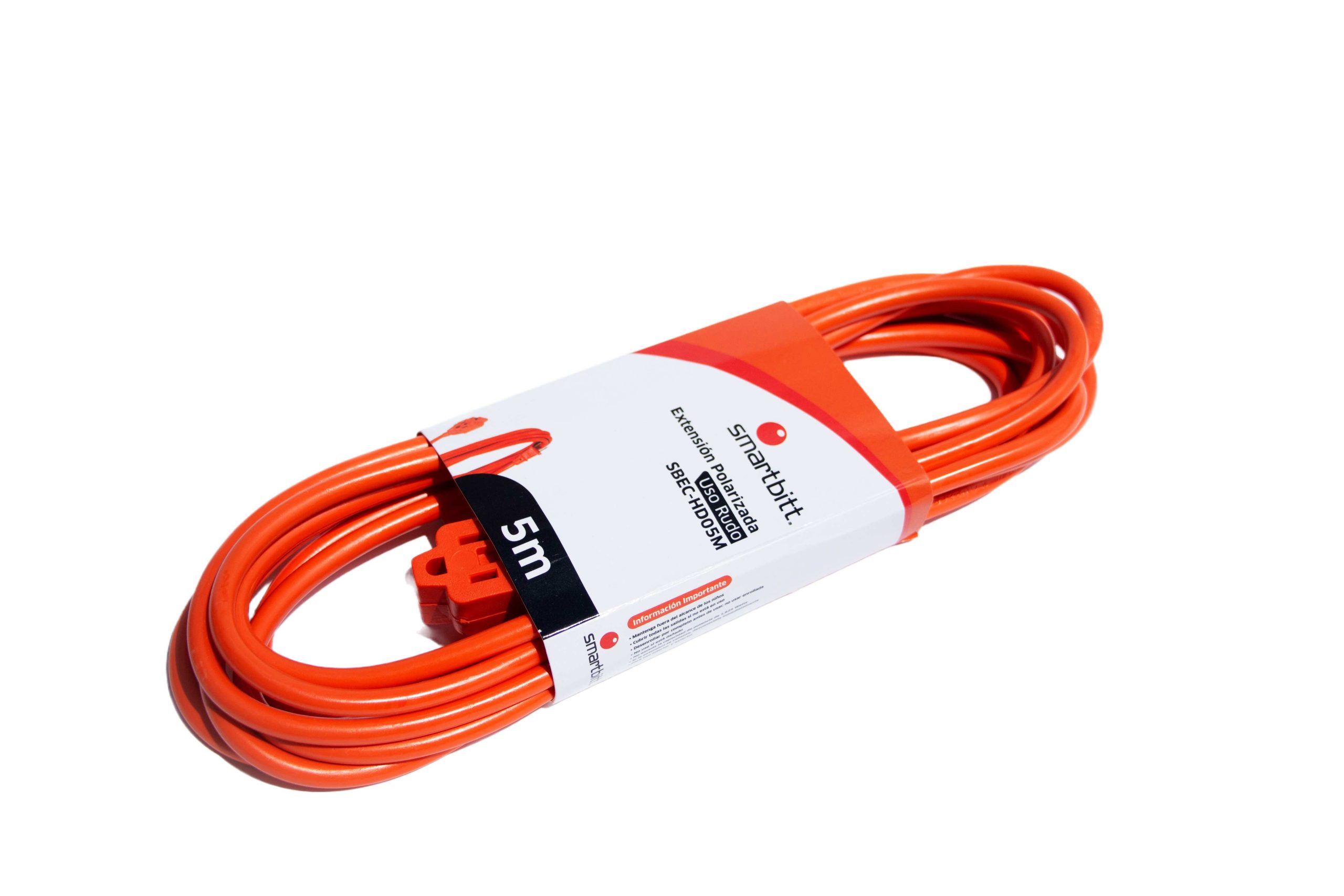 Extensión de Uso Rudo Smartbitt Modelo SBEC-HD05M, 3 contactos, polarizada, retardante de incendio, para interior o exterior, 5 metros
