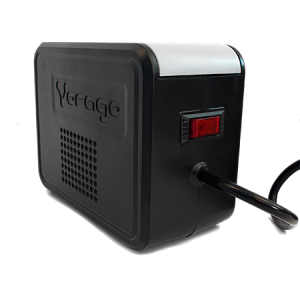 Regulador VORAGO AVR-200, 8, Negro, 110 - 120V, 1,400VA 650 W